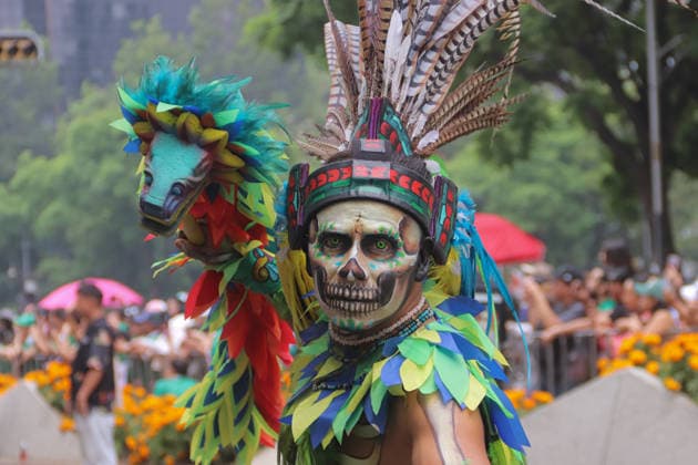A participant taking part during The Ball Returns HomeÃ¢â‚¬Â parade as part of 2026 FIFA World Cup on Paseo de la Reforma Avenue. on June 13, 2026 in Mexico City, Mexico. Mexico City Mexico - ZUMAe321 20260613_zia_e321_033 Copyright: xCarlosxSantiagox