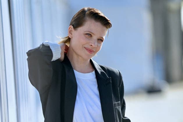 40th Cabourg Film Festival Day 4 FC Mélanie Thierry attends La Vie D Une Femme photocall photocall during Day Four of the 40th Cabourg Film Festival on June 13, 2026 in Cabourg, France. Photo by Franck Castel ABACAPRESS.COM Cabourg France  Copyright: xCastelxFranck ABACAx