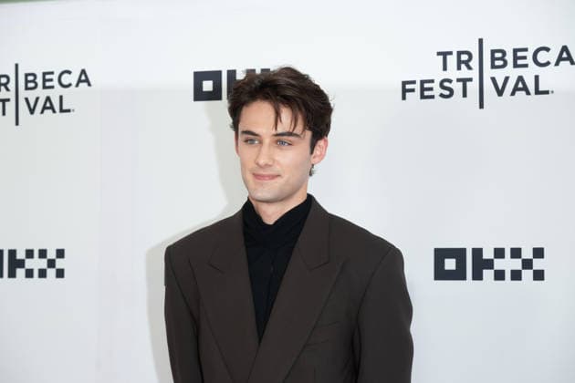 Young Washington World Premiere, 25th Tribeca Film Festival, New York, USA - 13 Jun 2026 William Franklyn-Miller attends Young Washington World Premiere during the 2026 Tribeca Film Festival at SVA Theatre on June 13, 2026 in New York City. New York United States Copyright: xRonxAdarx xSOPAxImagesx _radar_washington_06132026_00560
