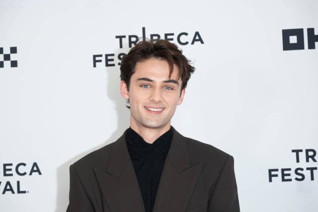 June 13, 2026, New York, United States: William Franklyn-Miller attends Young Washington World Premiere during the 2026 Tribeca Film Festival at SVA Theatre on June 13, 2026 in New York City. New York United States - ZUMAs197 20260613_aaa_s197_489 Copyright: xRonxAdarx