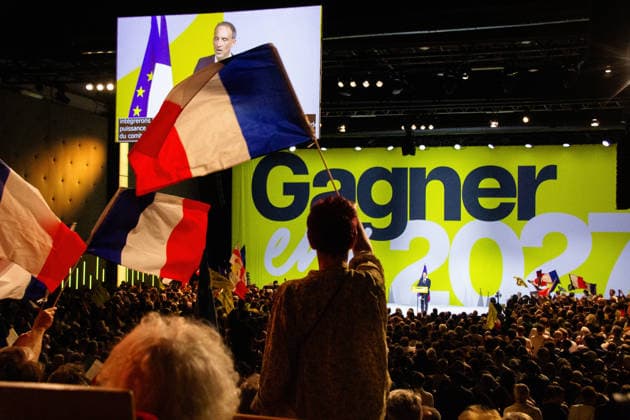 First meeting of Raphaël Glucksmann, as part of his candidacy for the presidential elections 4000 people were present according to the organization Raphaël Glucksmann, Member of the European Parliament and candidate for the presidential elections of 2027 457301 2026 06 13 Aubervilliers France  Copyright: xLenain-VieiraxElisax xSTARFACEx STAR_457301_069