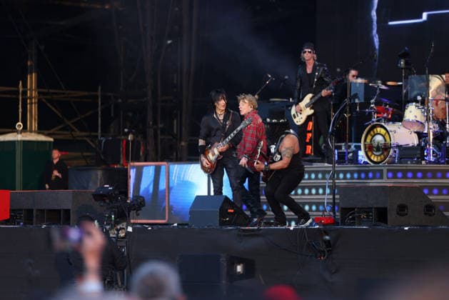 13 06 26 GUNS & ROSES AT DOWNLOAD FESTIVAL Donington Park. APEX STAGE, UK 13 06 26 GUNS & ROSES AT DOWNLOAD FESTIVAL Donington Park. APEX STAGE ,UK, Credit:Roger Alarcon Avalon United Kingdom, London  Copyright: xRogerxAlarconx xAvalonx 1109994358