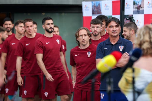 John Malkovich visited the Croatian national football team Famous Hollywood actor John Malkovich visited the Croatian national football team at their American base in Alexandria (USA) ahead of the opening of the 2026 World Cup. After hanging out with coach Zlatko DaliÄ‡ and Luka ModriÄ‡ and his teammates, John was ceremonially presented with a Croatian passport on June 14, 2026 in Alexandria (USA)  IgorxKralj PIXSELL