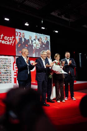 13.06.2026 Landesdelegiertenkonferenz der NRW SPD in Düsseldorf, SPD Spitze Die SPD Spitze der NRW SPD auf der Bühne Düsseldorf NRW Deutschland *** 13 06 2026 NRW SPD state delegates conference in Düsseldorf, SPD leadership The SPD leadership of the NRW SPD on stage Düsseldorf NRW Germany