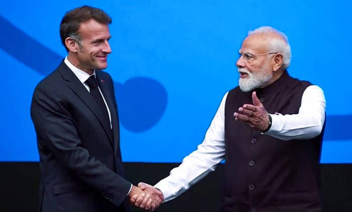 RECORD DATE NOT STATED PM Modi exchanges a handshake with French President Emmanuel Macron Nice France , Jun 14 (ANI): Prime Minister Narendra Modi exchanges a handshake with French President Emmanuel Macron before the joint inauguration of the Bharat Innovates event, in Nice on Sunday. (DD ANI Video Grab) Nice France Copyright: xANIx ANI_20260614150