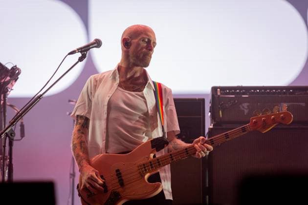 IDLES at Primavera Sound Porto 2026 Adam Devonshire, bassist of the British punk band IDLES, performs during Primavera Sound Porto 2026 at Parque da Cidade. Porto Portugal Copyright: xDiogoxBaptistax xSOPAxImagesx DB_IDLESPS263DAY_0005