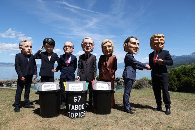 Illustration of the G7 Taboo Topics montage on the site of the G7 summit in Evian on June 14, 2026 Dominique Jacovides Bestimage Illustration of the G7 Taboo Topics montage on the site of the G7 summit in Evian on June 14, 2026 Evian France  Copyright: xDOMINIQUExJACOVIDESx xBESTIMAGExDOMINIQUExJACOVIDESx xBESTIMAGEx