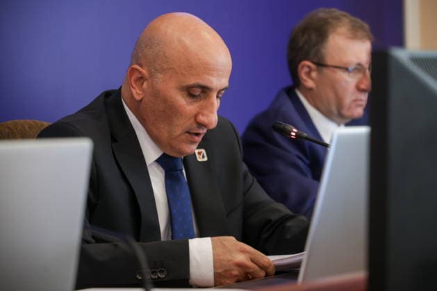 ARMENIA, YEREVAN - JUNE 14, 2026: President of the Central Election Commission of Armenia Vahagn Hovakimyan (L) is seen in the offices of the Central Electoral Commission of Armenia during the announcement of the results of the 2026 Armenian parliamentary election. Alexander Patrin TASS  93807177