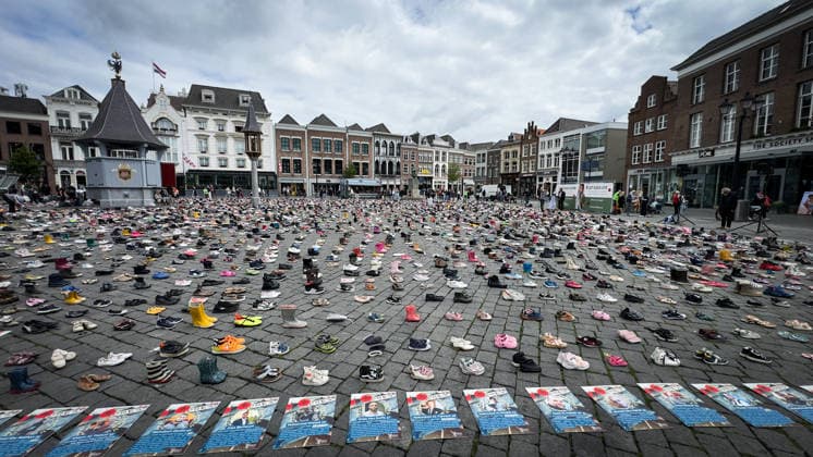 Commemoration in Bosch for Palestinian children and journalists killed by Israel BOSCH, NETHERLANDS - JUNE 14: Photographs and names of journalists killed in the Israeli attacks on Gaza, and thousands of children’s shoes are displayed during a commemoration event held for Palestinian children and journalists killed in Israel’s attacks on Gaza in Bosch, Netherlands on June 14, 2026. Organized by the Plant an Olive Tree Foundation in Markt Square in the city center of Den Bosch, the event honored Palestinian children and journalists who lost their lives in Israeli attacks in Gaza. Abdullah Asiran Anadolu Bosch Netherlands. Editorial use only. Please get in touch for any other usage.  Copyright: x2026xAnadoluxAbdullahxAsiranx