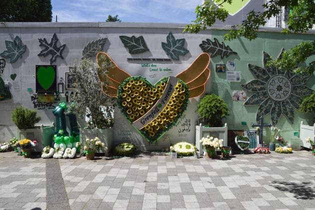 June 14, 2026, London, United Kingdom: Tributes seen on the memorial wall next to Grenfell Tower on the ninth anniversary of the disaster. 72 people died when a fire broke out in the block of flats in North Kensington in 2017. London United Kingdom - ZUMAs197 20260614_aab_s197_001 Copyright: xVukxValcicx