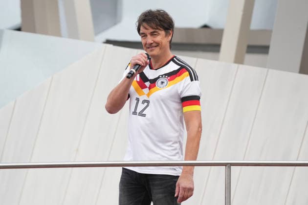 ZDF-Fernsehgarten 2026. Matze Knop im ZDF Fernsehgarten mit dem Motto Fußball Party am 14.06.2026 in Mainz. Mainz ZDF Fernsehgarten Rheinland-Pfalz *** ZDF Fernsehgarten 2026 Matze Knop in the ZDF Fernsehgarten with the motto Football Party on 14 06 2026 in Mainz Mainz ZDF Fernsehgarten Rheinland Pfalz
