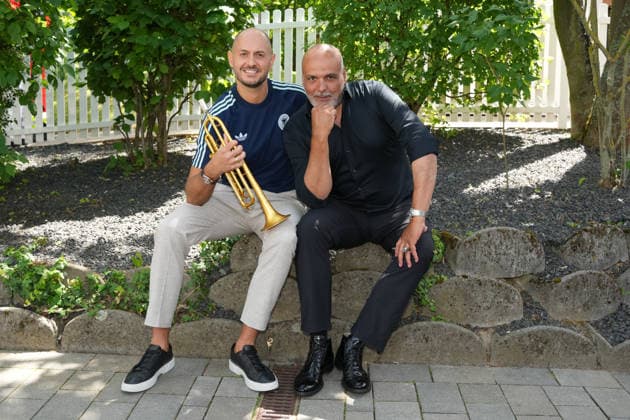 ZDF-Fernsehgarten 2026. Jay Alexander x Kevin Pabst im ZDF Fernsehgarten mit dem Motto Fußball Party am 14.06.2026 in Mainz. Mainz ZDF Fernsehgarten Rheinland-Pfalz *** ZDF Fernsehgarten 2026 Jay Alexander x Kevin Pabst in the ZDF Fernsehgarten with the motto Football Party on 14 06 2026 in Mainz Mainz ZDF Fernsehgarten Rheinland Pfalz