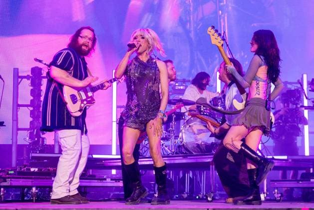 June 13, 2026, Manchester, Tennessee, U.S: DARICK BOZZY KELLER, ELA MELO, ETHAN GOODPASTER, JESS HANEY and MADDIE BOUTON of Rainbow Kitten Surprise during the Bonnaroo Music and Arts Festival in Manchester, Tennessee Manchester U.S  - ZUMAs135 20260613_zap_s135_144 Copyright: xDanielxDeSloverx