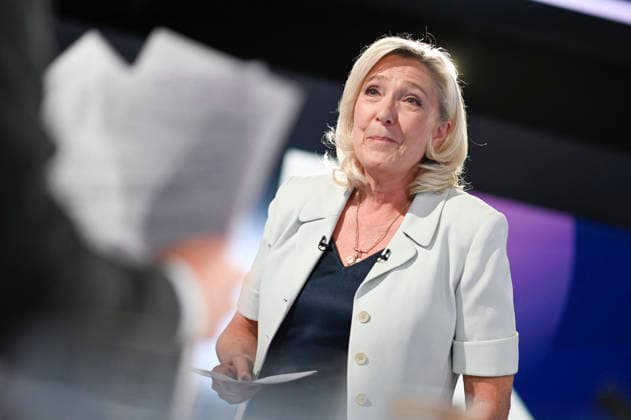 Marine Le Pen On Dimanche En Politique - Paris President of Rassemblement National parliamentary group Marine Le Pen during an interview for Dimanche En Politique on France 3 channel in Paris, France on June 14, 2026. Photo by Stephane Le Tellec ABACAPRESS.COM Paris France  Copyright: xLexTellecxStephane ABACAx