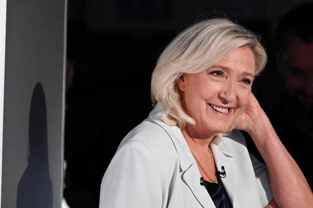 Marine Le Pen On Dimanche En Politique - Paris President of Rassemblement National parliamentary group Marine Le Pen poses for pictures ahead of an interview for Dimanche En Politique on France 3 channel in Paris, France on June 14, 2026. Photo by Stephane Le Tellec ABACAPRESS.COM Paris France  Copyright: xLexTellecxStephane ABACAx