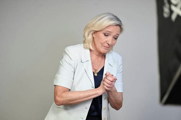 Marine Le Pen On Dimanche En Politique - Paris President of Rassemblement National parliamentary group Marine Le Pen poses for pictures ahead of an interview for Dimanche En Politique on France 3 channel in Paris, France on June 14, 2026. Photo by Stephane Le Tellec ABACAPRESS.COM Paris France  Copyright: xLexTellecxStephane ABACAx