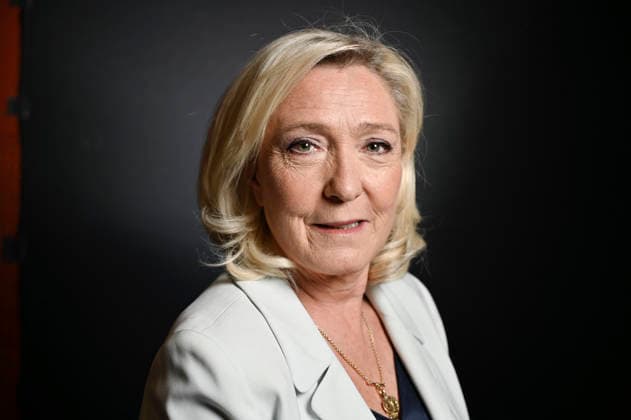 Marine Le Pen On Dimanche En Politique - Paris President of Rassemblement National parliamentary group Marine Le Pen poses for pictures ahead of an interview for Dimanche En Politique on France 3 channel in Paris, France on June 14, 2026. Photo by Stephane Le Tellec ABACAPRESS.COM Paris France  Copyright: xLexTellecxStephane ABACAx