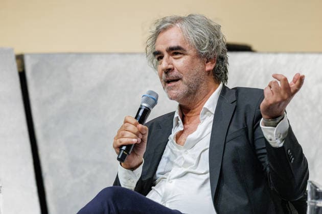 14.06.2026. Düsseldorf. In der zwölften Ausgabe der Gesprächsreihe Â»Positionen und PerspektivenÂ« ist Deniz Yücel, Journalist, Publizist, Sprecher des PEN Berlin und ehemaliger Präsident des PEN-Zentrums Deutschland, zu Gast im Düsseldorfer Schauspielhaus. Düsseldorf Schauspielhaus Kleines Haus Nordrhein-Westfalen Deutschland *** 14 06 2026 Düsseldorf In the twelfth edition of the discussion series Positions and Perspectives , Deniz Yücel, journalist, publicist, spokesman for PEN Berlin and former president of the PEN Center Germany, will be a guest at the Düsseldorfer Schauspielhaus Düsseldorf Schauspielhaus Kleines Haus Nordrhein Westfalen Germany