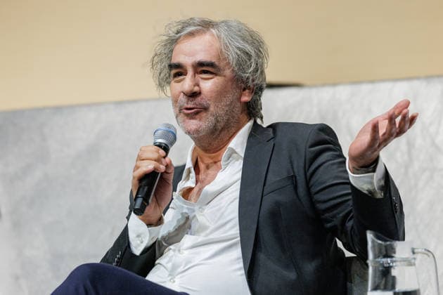 14.06.2026. Düsseldorf. In der zwölften Ausgabe der Gesprächsreihe Â»Positionen und PerspektivenÂ« ist Deniz Yücel, Journalist, Publizist, Sprecher des PEN Berlin und ehemaliger Präsident des PEN-Zentrums Deutschland, zu Gast im Düsseldorfer Schauspielhaus. Düsseldorf Schauspielhaus Kleines Haus Nordrhein-Westfalen Deutschland *** 14 06 2026 Düsseldorf In the twelfth edition of the discussion series Positions and Perspectives , Deniz Yücel, journalist, publicist, spokesman for PEN Berlin and former president of the PEN Center Germany, will be a guest at the Düsseldorfer Schauspielhaus Düsseldorf Schauspielhaus Kleines Haus Nordrhein Westfalen Germany