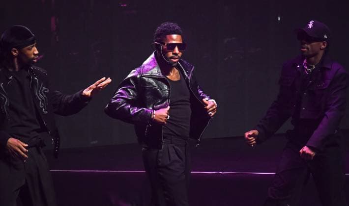 Russia Entertainment Derulo 9189375 14.06.2026 American singer, songwriter and dancer Jason Derulo, centre, performs during a concert at the CSKA Arena sports complex, in Moscow, Russia. Maksim Blinov Sputnik Moscow Russia  Copyright: xMaksimxBlinovx