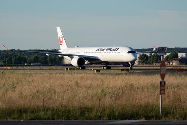 June 14, 2026, Fiumicino, Italy: Japanese Prime Minister Sanae Takaichi arrived at Rome s Leonardo da Vinci International Airport today and will meet with Italian Prime Minister Giorgia Meloni tomorrow ahead of the G7 summit, Fiumicino, 14 June 2026. ANSA TELENEWS Fiumicino Italy  - ZUMAa110 20260614_zaf_a110_010 Copyright: xTelenewsx