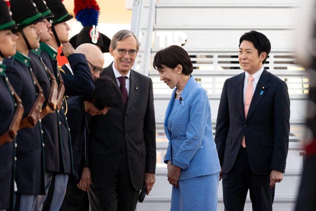 June 14, 2026, Fiumicino, Italy: Japanese Prime Minister Sanae Takaichi arrived at Rome s Leonardo da Vinci International Airport today and will meet with Italian Prime Minister Giorgia Meloni tomorrow ahead of the G7 summit, Fiumicino, 14 June 2026. ANSA TELENEWS Fiumicino Italy  - ZUMAa110 20260614_zaf_a110_011 Copyright: xTelenewsx