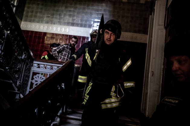 Aftermath of a Russian drone attack in Kharkiv KHARKIV, UKRAINE - JUNE 14: Firefighters rescue a painting after a Russian drone attack in Kharkiv, Ukraine, on June 14, 2026. Vincenzo Circosta Anadolu Kharkiv Ukraine. Editorial use only. Please get in touch for any other usage.  Copyright: x2026xAnadoluxVincenzoxCircostax