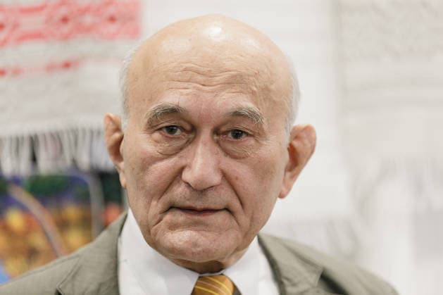 Belarusian dissident Zianon Pazniak presents poetry book in Warsaw - 14 Jun 2026 Zianon Pazniak looks towards the camera during a poetry book presentation in a Belarusian bookstore in Warsaw. Zianon Pazniak — a Belarusian politician and dissident, archaeologist and photographer, poet and writer, who has lived in exile since 1996. He is one of the founders of the Belarusian Popular Front. Warsaw Poland Copyright: xVolhaxShukailax xSOPAxImagesx VSHUKAILA_8026