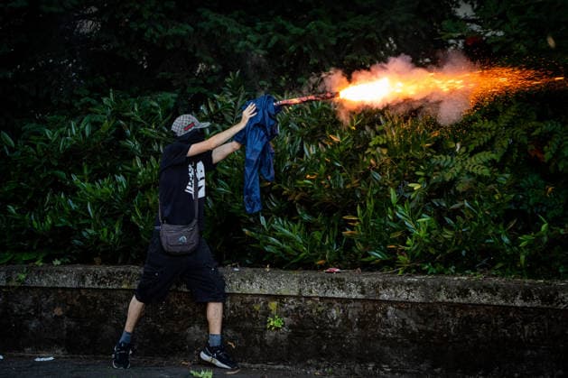 Demonstration against the G7 summit in Geneva on June 14, 2026 Nicolas Liponne MAXPPP Geneve 14 06 2026 A protester fires a firework mortar at police during clashes with law enforcement at the international demonstration against fascism, capitalism, and imperialism, part of the mobilization against the G7 counter summit, qui aura lieu à Évian du 15 au 17 juin, à Genève le 14 juin 2026 A protester fires a firework mortar at police during clashes with law enforcement at the international demonstration against fascism, capitalism, and imperialism, held as part of the mobilization for the G7 counter summit, which will take place in Évian from June 15 to 17, in Geneva on June 14, 2026 Geneve Geneve SUISSE  Copyright: xMAXPPPxNicolasxLiponnex NLP202606152356 NLP202606152356