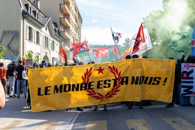 Protesters During G7 Summit - Geneva Protesters demonstrate during the G7 Summit in Geneva, Switzerland on June 14, 2026, as world leaders gather to discuss global economic and political issues. Photo by Leonardo Garavaglia IPA ABACAPRESS.COM Geneve Switzerland  Copyright: xIPA ABACAx