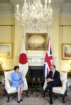 Japan-Britain summit Japanese Prime Minister Sanae Takaichi (L) holds talks with her British counterpart Keir Starmer in London on June 14, 2026. (Pool photo)  1078543256st