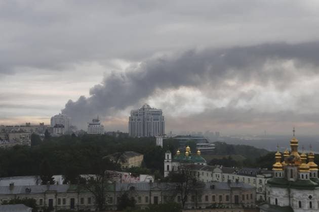 War in Ukraine Smoke rise above buildings in Kyiv on June 15, 2026, following a Russian missile and drone attack.  A14AA0005618897P