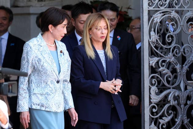 IPA85713020 - Rome, Italy June 15, 2026: At Villa Pamphilj, Prime Minister Giorgia Meloni meets with Japanese Prime Minister Sanae Takaichi. The meeting reaffirms the strength of bilateral relations and the shared commitment to strengthening cooperation and friendship between Italy and Japan in key areas of strategic interest.  Copyright: xmarcoxiacobuccix xmarcoxiacobuccix 85713020