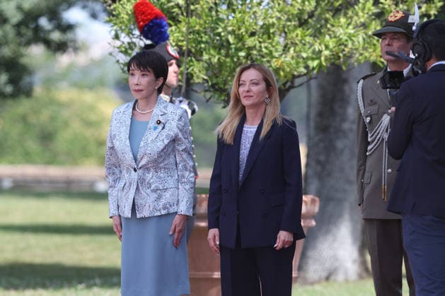 IPA85712660 - Rome, Italy June 15, 2026: At Villa Pamphilj, Prime Minister Giorgia Meloni meets with Japanese Prime Minister Sanae Takaichi. The meeting reaffirms the strength of bilateral relations and the shared commitment to strengthening cooperation and friendship between Italy and Japan in key areas of strategic interest.  Copyright: xmarcoxiacobuccix xmarcoxiacobuccix 85712660