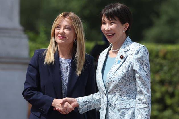IPA85712976 - Rome, Italy June 15, 2026: At Villa Pamphilj, Prime Minister Giorgia Meloni meets with Japanese Prime Minister Sanae Takaichi. The meeting reaffirms the strength of bilateral relations and the shared commitment to strengthening cooperation and friendship between Italy and Japan in key areas of strategic interest.  Copyright: xmarcoxiacobuccix xmarcoxiacobuccix 85712976