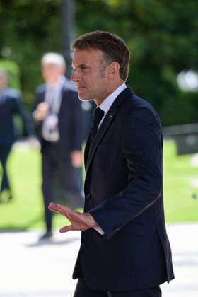 G7 Summit - French President Macron Arrives French President Emmanuel Macron arrives to the Hotel Royal ahead of the start of the G7 summit, in Evian, eastern France, on June 15, 2026. A G7 summit is set to take place June 15 to 17 in the French town of Evian-les-Bains near Switzerland and it will be attended by country leaders as well as the EU s foreign policy chief and ministers from Brazil, Canada, the United Arab Emirates and Turkey. Photo by Ammar Abd Rabbo ABACAPRESS.COM Evian France  Copyright: xAbdxRabboxAmmar ABACAx