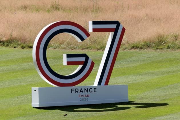 SOMMET DU G7 PHOTOPQR LE DAUPHINE Grégory YETCHMENIZA Évian les Bains 15 06 2026 Evian les Bains Haute Savoie , 15 juin Les arrivées au Royal senchaînent sur notre photo Grégory Yetchmeniza Le Dauphiné Libéré Evian, France june 15th 2026 G7 summit arrivals Évian les Bains Haute Savoie Rhône Alpes France  Copyright: xPHOTOPQR LExDAUPHINE MAXPPPxGrégoryxYETCHMENIZAx 20260615JDL3366 20260615JDL3366