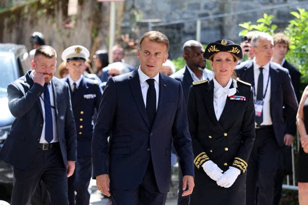 Macron Greets Local Officials Before G7 Summit - Evian President Emmanuel Macron flanked by Haute Savoie Prefect Emmanuelle Dubee greets local elected officials and security forces before the start of the G7 summit in Evian on June 15, 2026. Photo by Dominique Jacovides Pool ABACAPRESS.COM Evian France  Copyright: xJacovidesxDominique Pool ABACAx