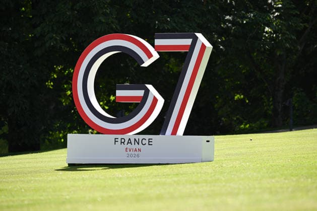 Illustration Arrivées des chefs détats et de gouvernement au sommet du G7 à Evian le 15 juin 2026 Jeanne Accorsini Bestimage Arrival of heads of state and government at the G7 summit in Evian on June 15, 2026 Evian France  Copyright: xJeannexAccorsinix xPoolx xBestimagexJeannexAccorsinix xPoolx xBestimagex