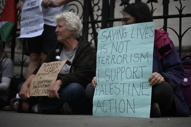 UK Court of Appeal upholds ban on Palestine Action LONDON, UNITED KINGDOM - JUNE 15: Demonstrators, holding banners and placards, gather outside the Royal Courts of Justice during a Lift The Ban protest organized by Defend Our Juries, following a Court of Appeal ruling that upheld the legality of the ban on Palestine Action, a group known for targeting companies linked to Israel, in London, United Kingdom, on June 15, 2026. Rasid Necati Aslim Anadolu London United Kingdom. Editorial use only. Please get in touch for any other usage.  Copyright: x2026xAnadoluxRaÅüidxNecatixAslÄ±mx