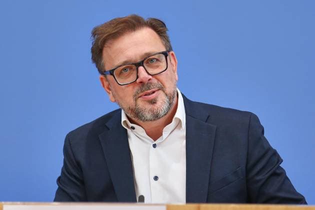 Berlin, Deutschland, 15.06.2026: Bundespressekonferenz: Veröffentlichung des Berichts Bildung in Deutschland 2026 : Kai Maaz, geschäftsführender Direktor am DIPF ? Leibniz-Institut für Bildungsforschung und Bildungsinformation *** Berlin, Germany, 15 06 2026 Federal Press Conference Publication of the Education in Germany 2026 report Kai Maaz, Managing Director at the DIPF Leibniz Institute for Research and Information in Education Copyright: xdtsxNachrichtenagenturx dts_123032
