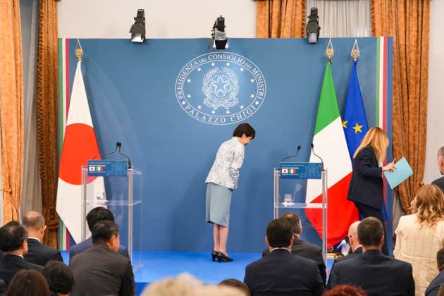 IPA85717704 - Rome: Joint statements by Italian Prime Minister Giorgia Meloni and Japanese Prime Minister Sanae Takaichi at Villa Pamphilj in Rome  Copyright: xbbrx xx 85717704