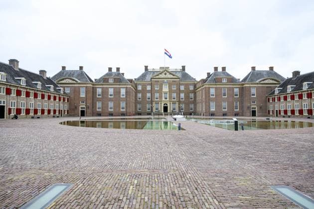 Apeldoorn, The Netherlands, 2026-06-15 13:27:58 APELDOORN, 15-06-2026, Het Loo Palace At the invitation of King Willem Alexander and Queen Maxima, Emperor Naruhito of Japan is paying a state visit to the Netherlands. Emperor Naruhito is accompanied by Empress Masako. The state visit is a confirmation of the close and historic relationship between Japan and the Netherlands. The countries share 426 years of bilateral relations. PHOTO: NLBeeld Patrick van Emst Credit: NL Beeld Patrick van Emst  Copyright: xx x