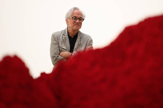 Anish Kapoor Photocall at Hayward Gallery, London, UK Artist Anish Kapoor with his work Ha Makom as part of an exhibition by Anish Kapoor at Hayward Gallery, London, England, UK on Monday 15 June, 2026 which runs from Tue 16 June 2026 to Sun 18 October 2026., Credit:Justin Ng Avalon UK, England, London, Hayward Gallery  Copyright: xJustinxNgx xAvalonx 1110355527