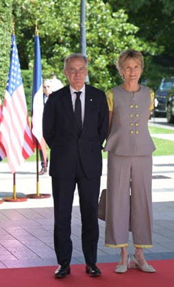 G7 Summit - Arrivals Canadian Prime Minister Mark Carney and his wife Diana Fox Carney to the Hotel Royal ahead of the start of the G7 summit, in Evian, eastern France, on June 15, 2026. A G7 summit is set to take place June 15 to 17 in the French town of Evian-les-Bains near Switzerland and it will be attended by country leaders as well as the EU s foreign policy chief and ministers from Brazil, Canada, the United Arab Emirates and Turkey. Photo by Ammar Abd Rabbo ABACAPRESS.COM Evian France  Copyright: xAbdxRabboxAmmar ABACAx