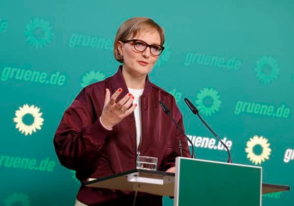 Deutschland, Berlin, Pressekonferenz mit Franziska Brantner, Bundesvorsitzende von BÜNDNIS 90 DIE GRÜNEN *** Germany, Berlin, Press conference with Franziska Brantner, Federal Chair of BÜNDNIS 90 The Greens ,detected_source_language
