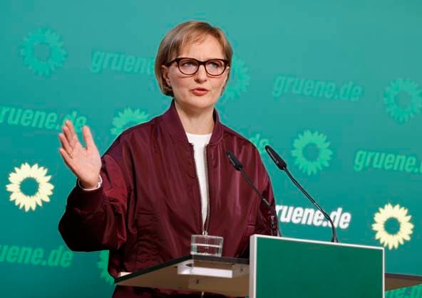 Deutschland, Berlin, Pressekonferenz mit Franziska Brantner, Bundesvorsitzende von BÜNDNIS 90 DIE GRÜNEN *** Germany, Berlin, Press conference with Franziska Brantner, Federal Chair of BÜNDNIS 90 The Greens ,detected_source_language
