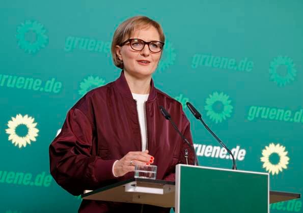 Deutschland, Berlin, Pressekonferenz mit Franziska Brantner, Bundesvorsitzende von BÜNDNIS 90 DIE GRÜNEN *** Germany, Berlin, Press conference with Franziska Brantner, Federal Chair of BÜNDNIS 90 The Greens ,detected_source_language
