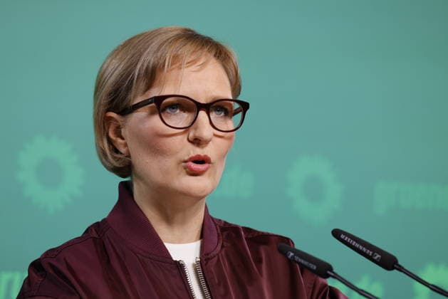 Deutschland, Berlin, Pressekonferenz mit Franziska Brantner, Bundesvorsitzende von BÜNDNIS 90 DIE GRÜNEN *** Germany, Berlin, Press conference with Franziska Brantner, Federal Chair of BÜNDNIS 90 The Greens ,detected_source_language