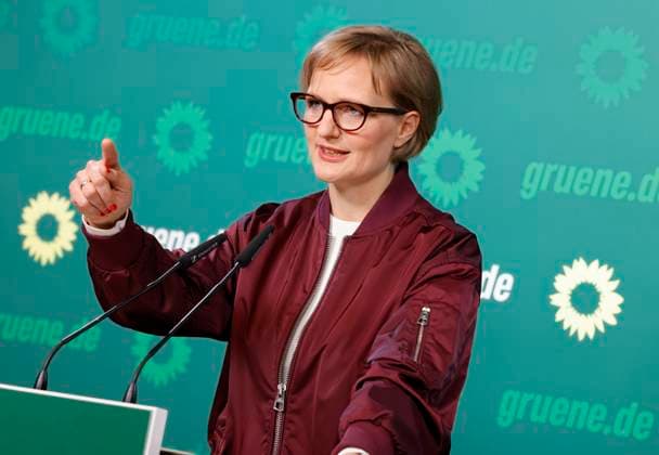 Deutschland, Berlin, Pressekonferenz mit Franziska Brantner, Bundesvorsitzende von BÜNDNIS 90 DIE GRÜNEN *** Germany, Berlin, Press conference with Franziska Brantner, Federal Chair of BÜNDNIS 90 The Greens ,detected_source_language